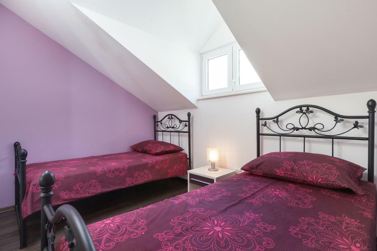 Apartmani Pasalic Tučepi Exterior foto